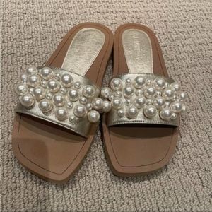 Stuart Weitzman Goldie Slide/Sandal